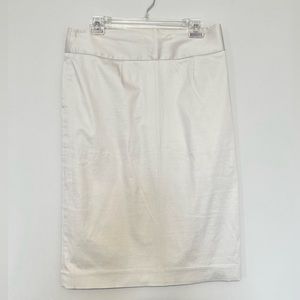 Grace elements size 8, khaki pencil skirt